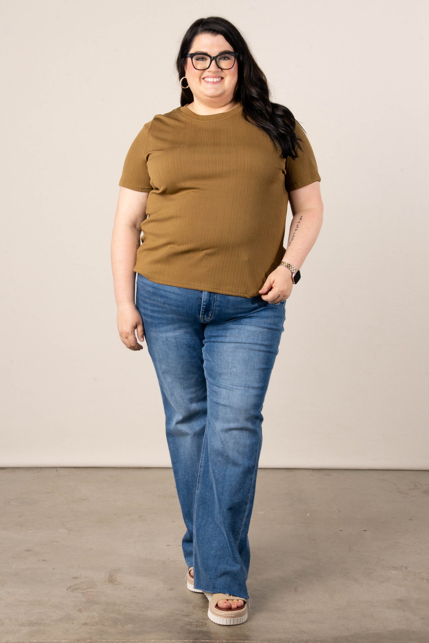Ribbed Round Neck Top
