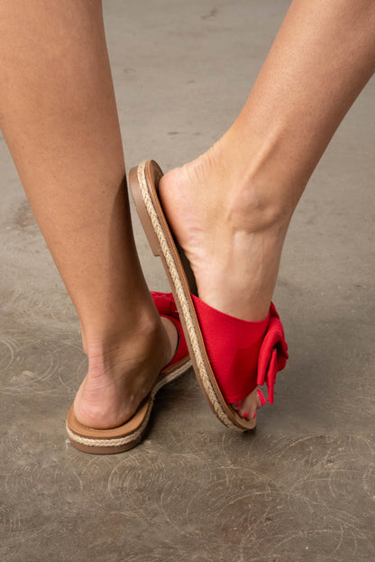 Script Bow Slide Sandal
