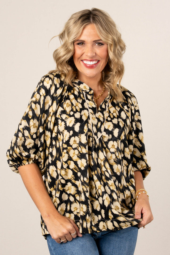 Kelley Floral Split Neck Blouse