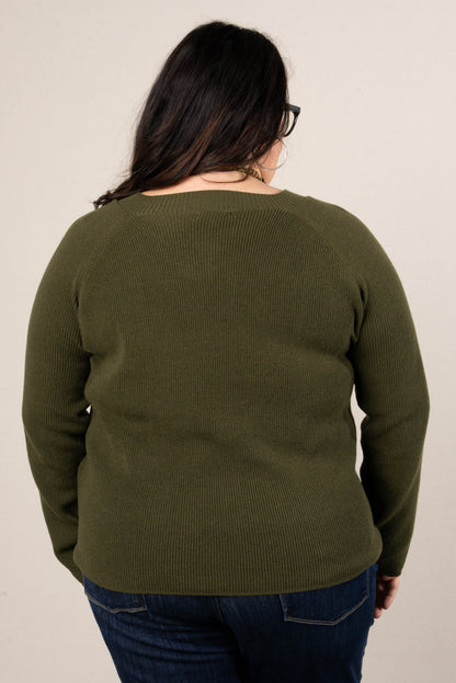 Donna Fine Ribbed Side Button Sweater