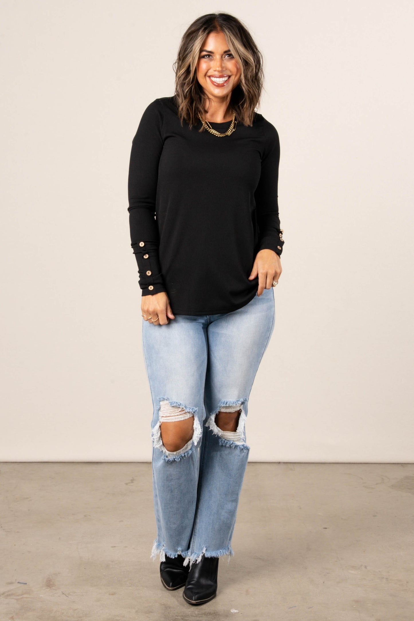 Cadence Ribbed Button Cuff Top