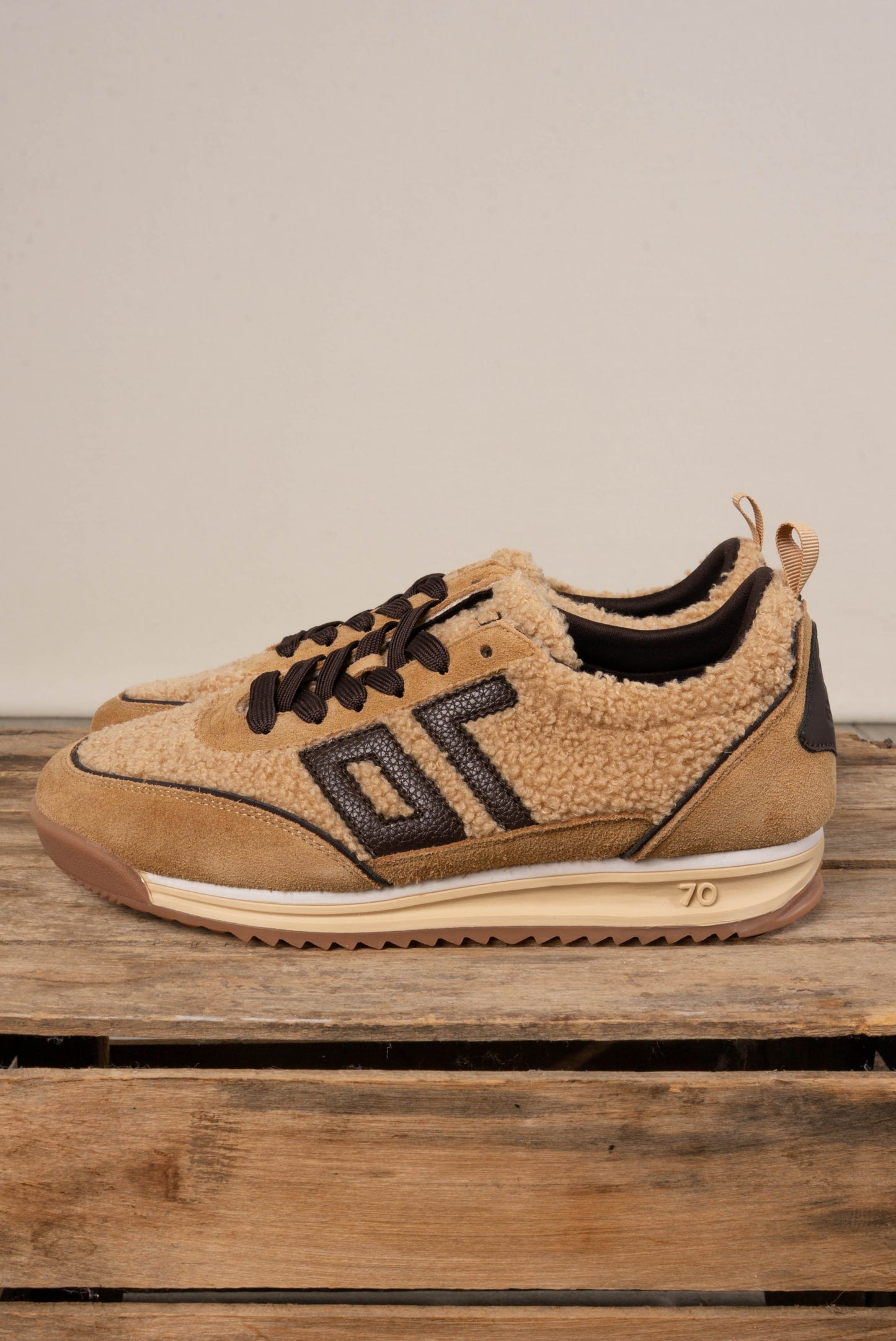Back 70 Jogger FT Suede Sneakers