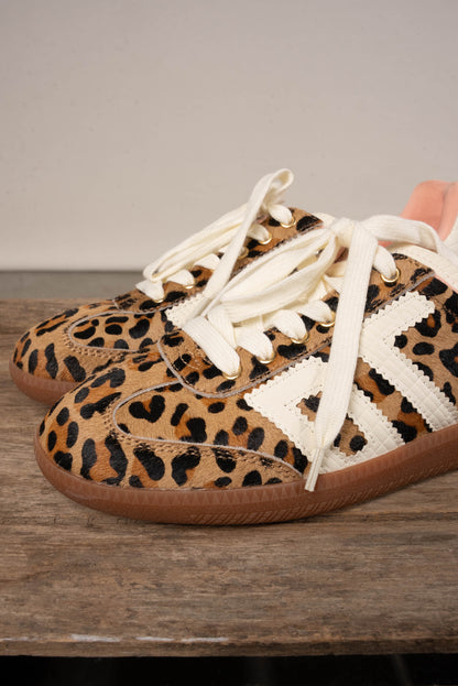 Back 70 Cloud Suede Sneaker