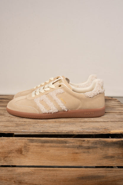 Back 70 Cloud 6N Suede Sneaker