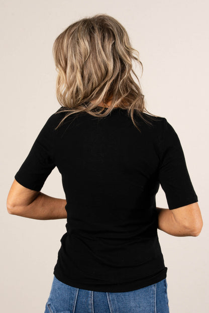 Leighton Effortless Top