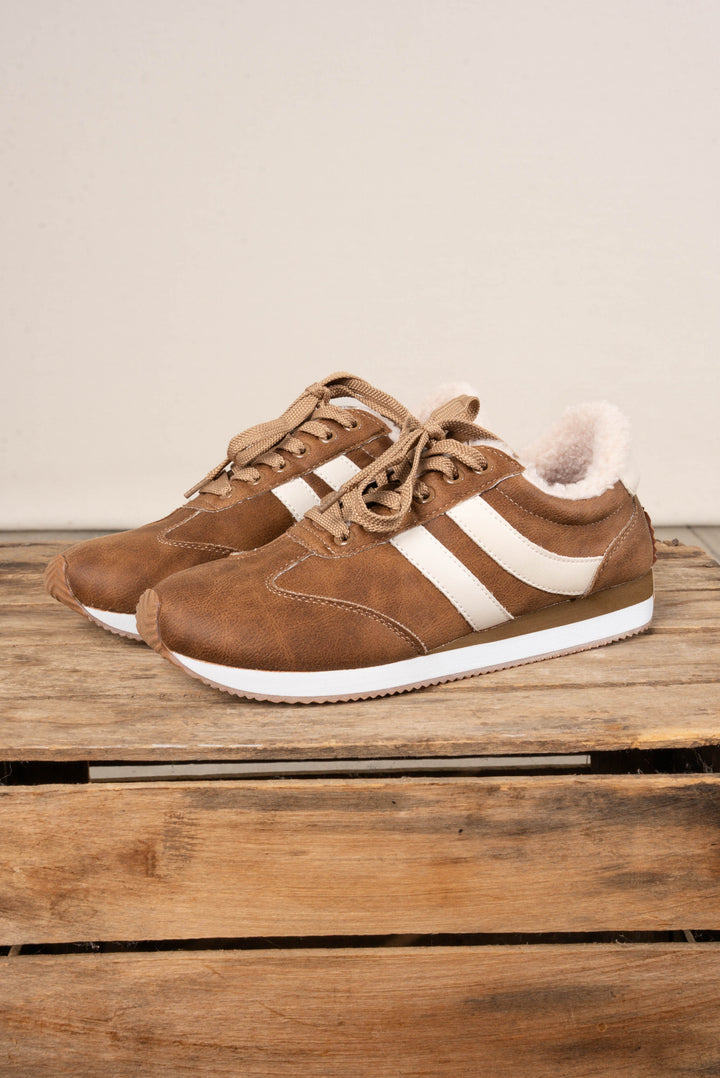 Jet Lag Sneaker