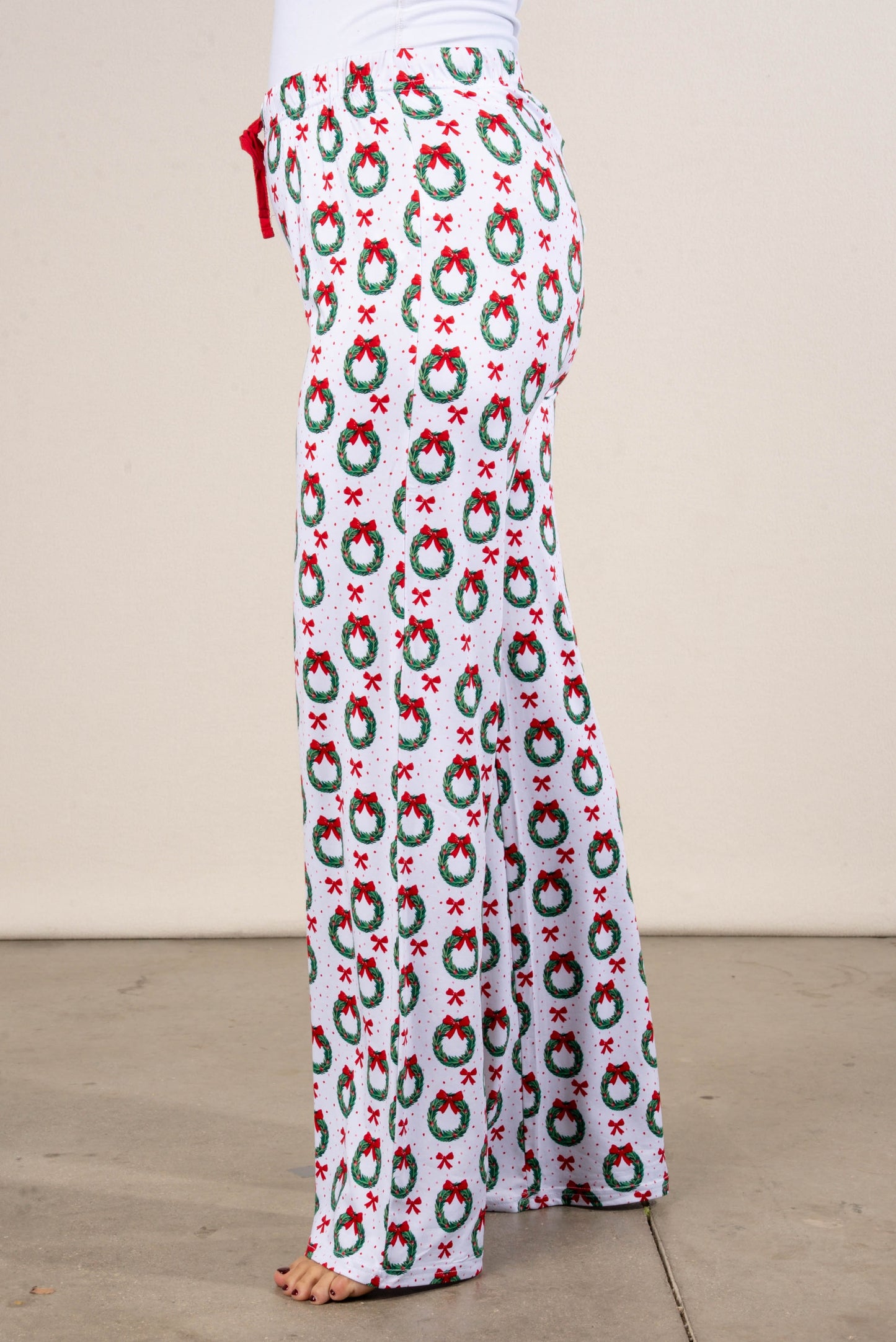 Clara Wreath Pajama Pants