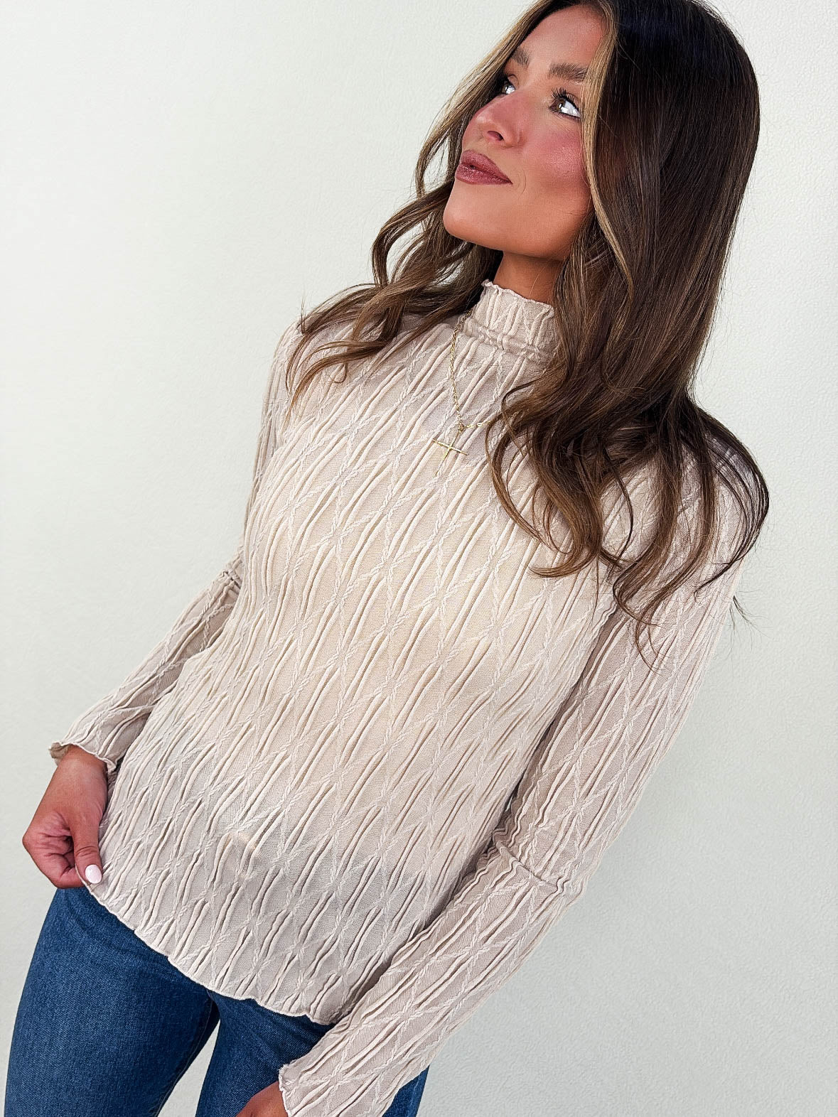 Kimmy Ruched Detail Lettuce Hem Top