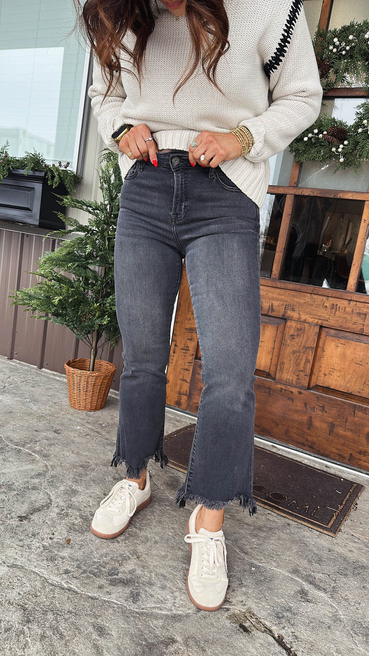 Hidden Jeans | Bellamy High Rise Crop Flare Jeans