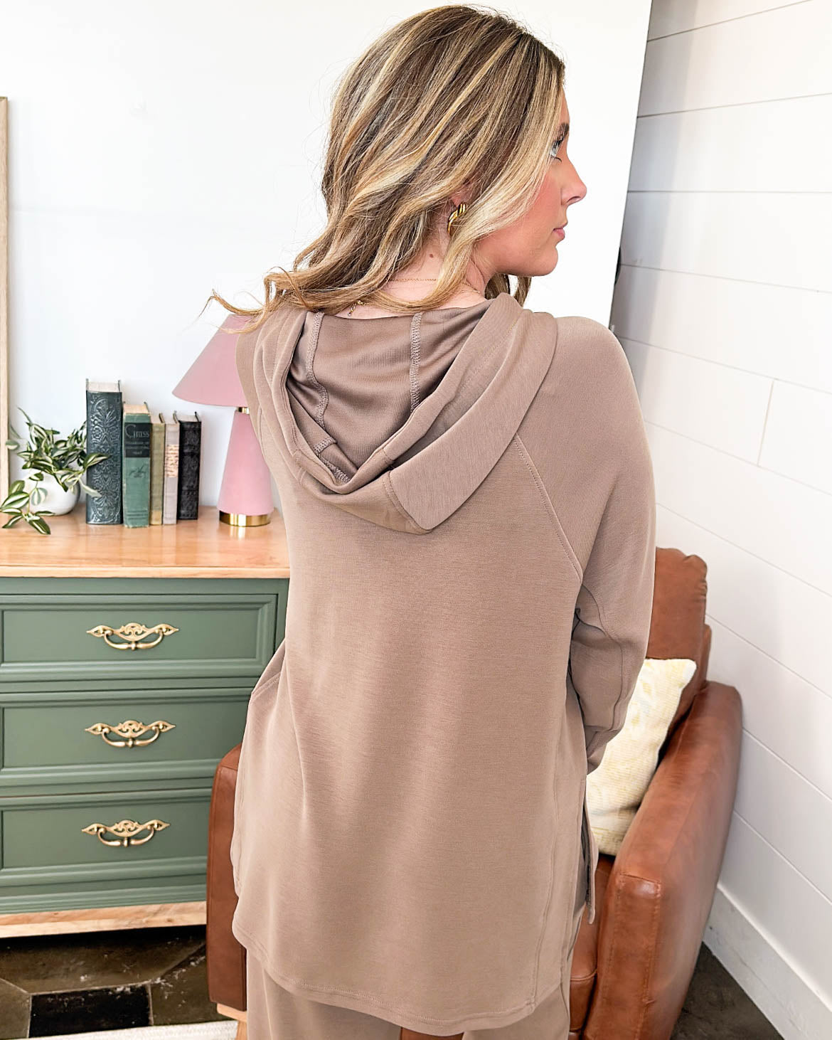 On The Go Scuba Hooded Pullover