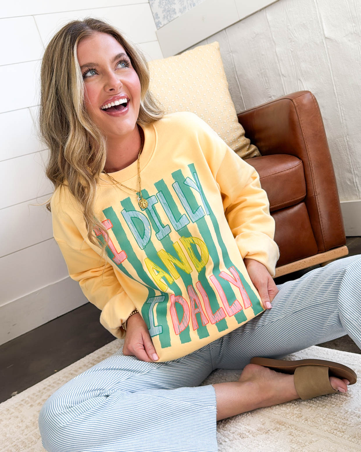 I Dilly And I Dally Graphic Sweatshirt