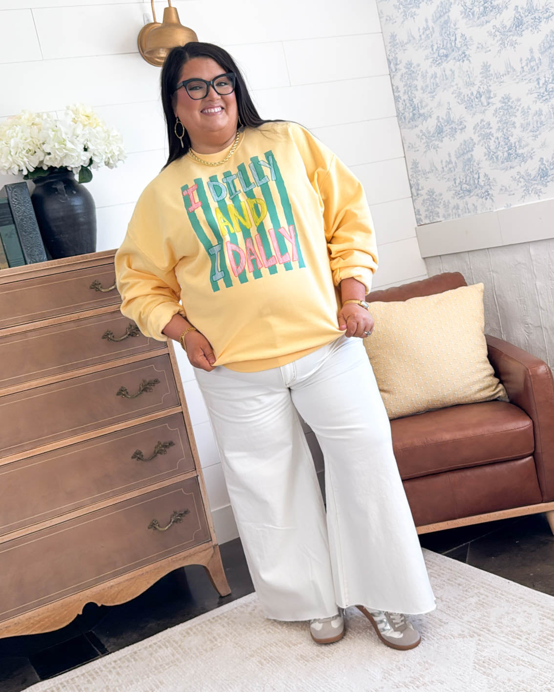 I Dilly And I Dally Graphic Sweatshirt