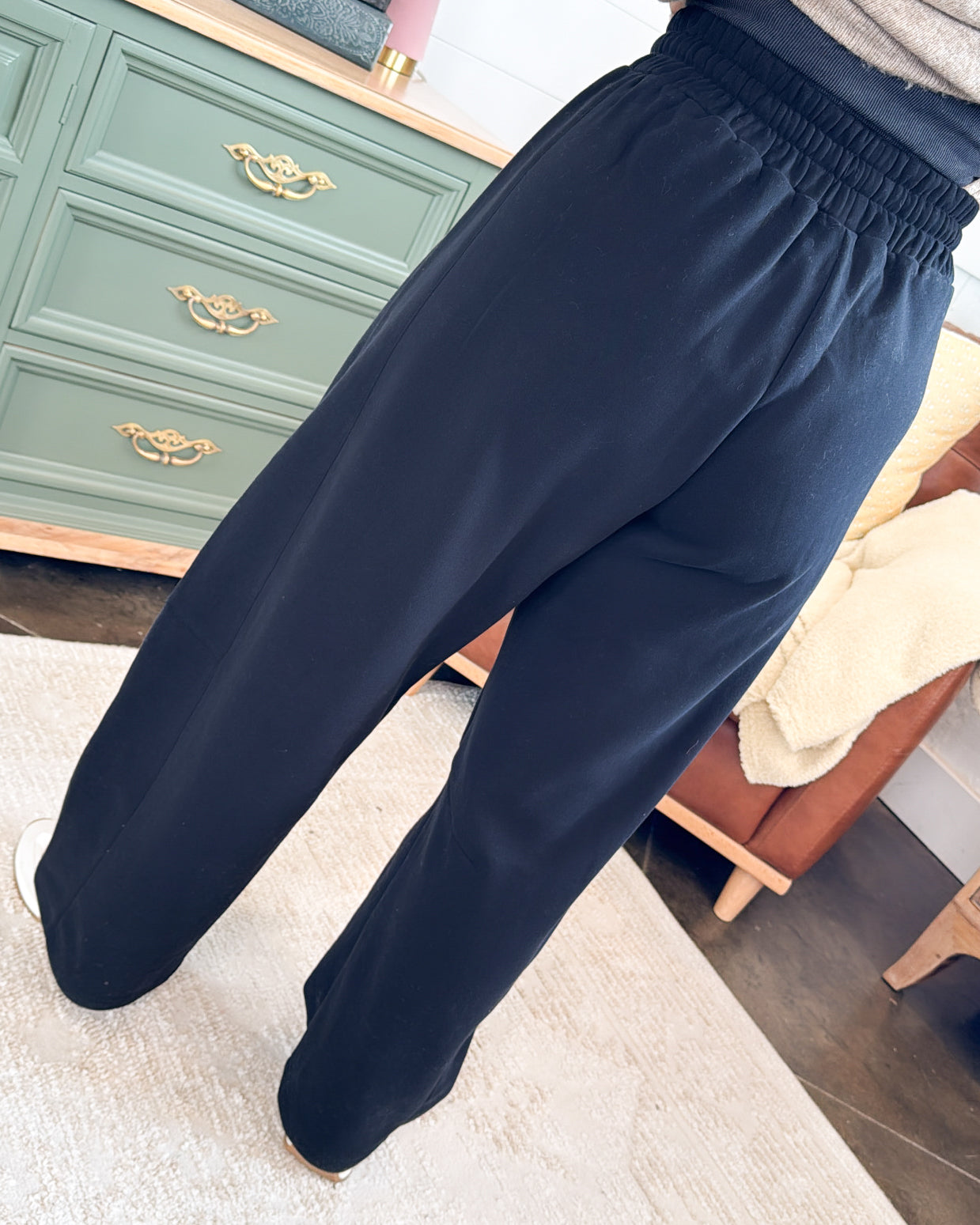Comfort Club Drawstring Barrel Sweatpants