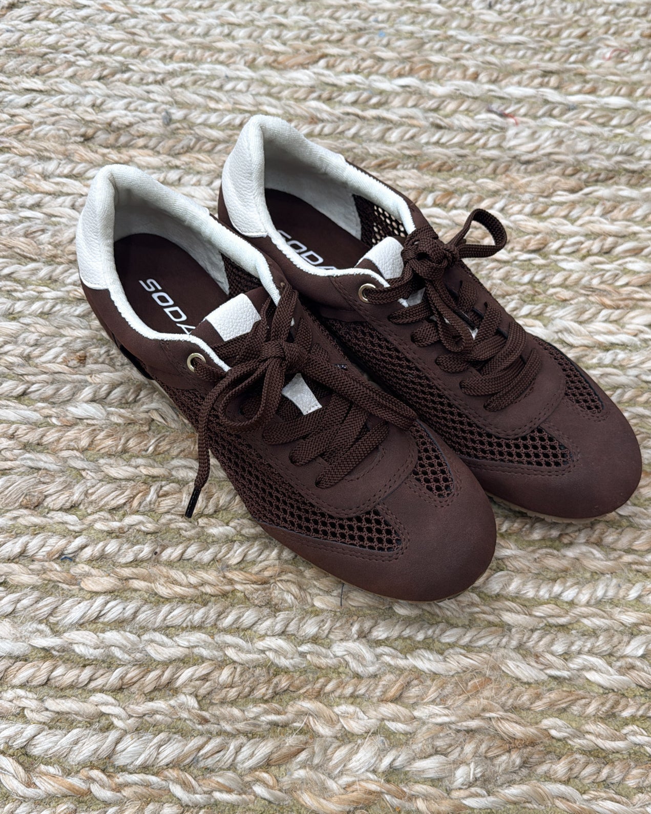 Lowman Mesh Sneakers