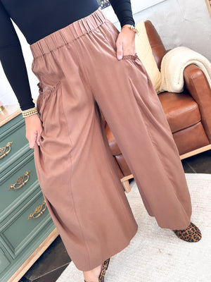 Boho Breeze Ruffle Pocket Palazzo Pants