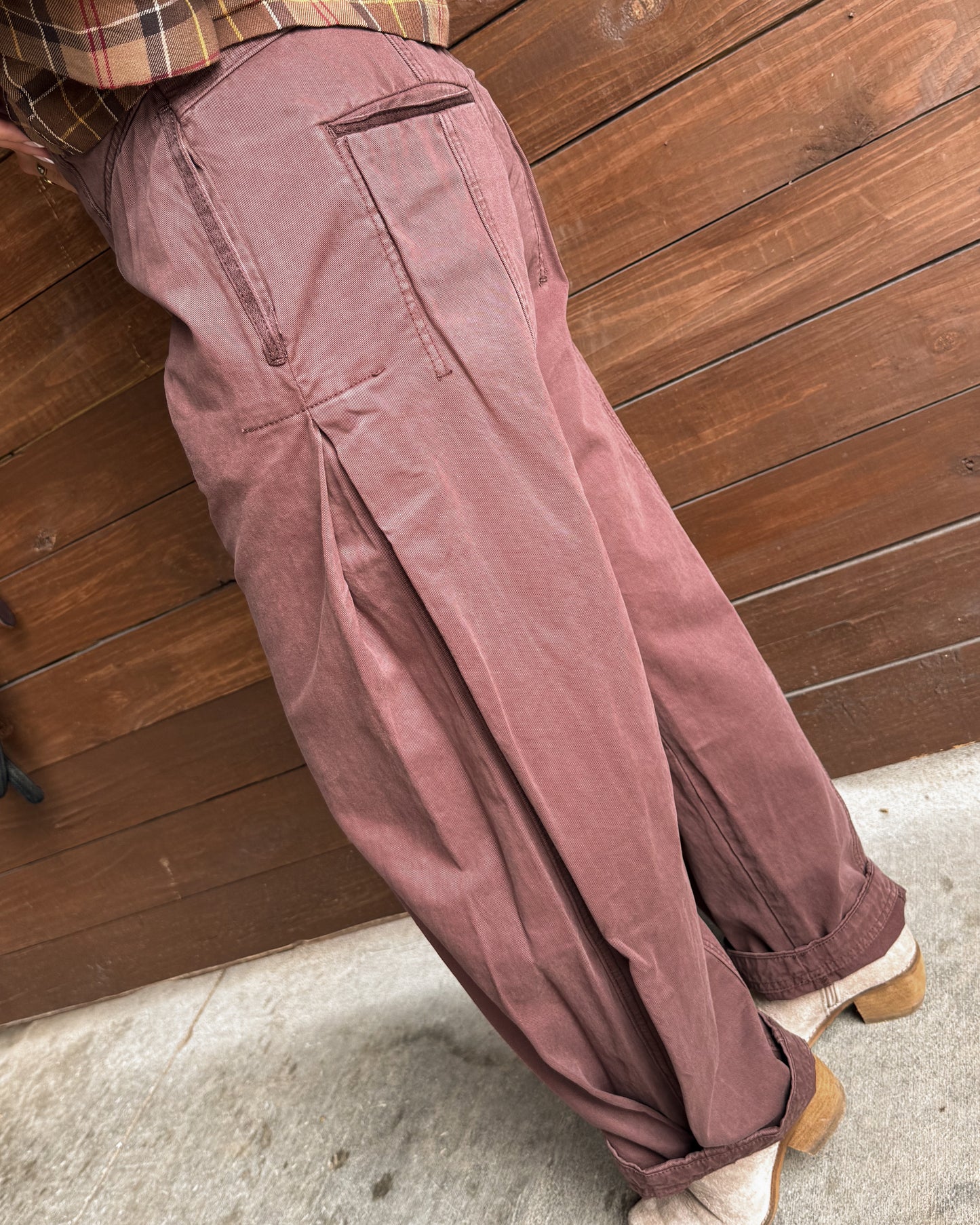 Olivia High Rise Elastic Waist Barrel Pants