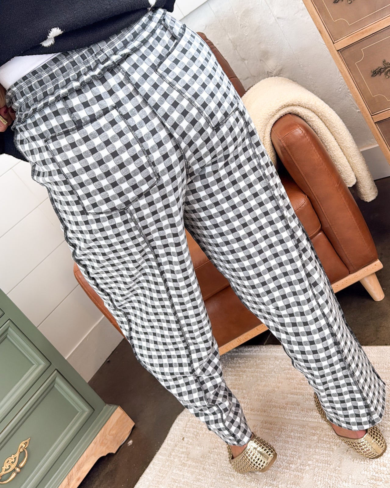 City Charm Gingham Exposed Seam Barrel Pants