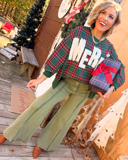 Merry Applique Plaid Hi-Lo Pullover
