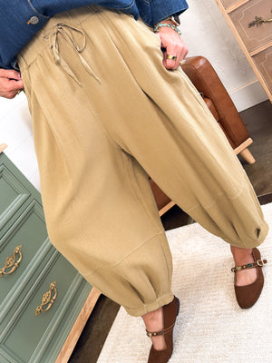 Live Freely Twill Crop Lantern Pants