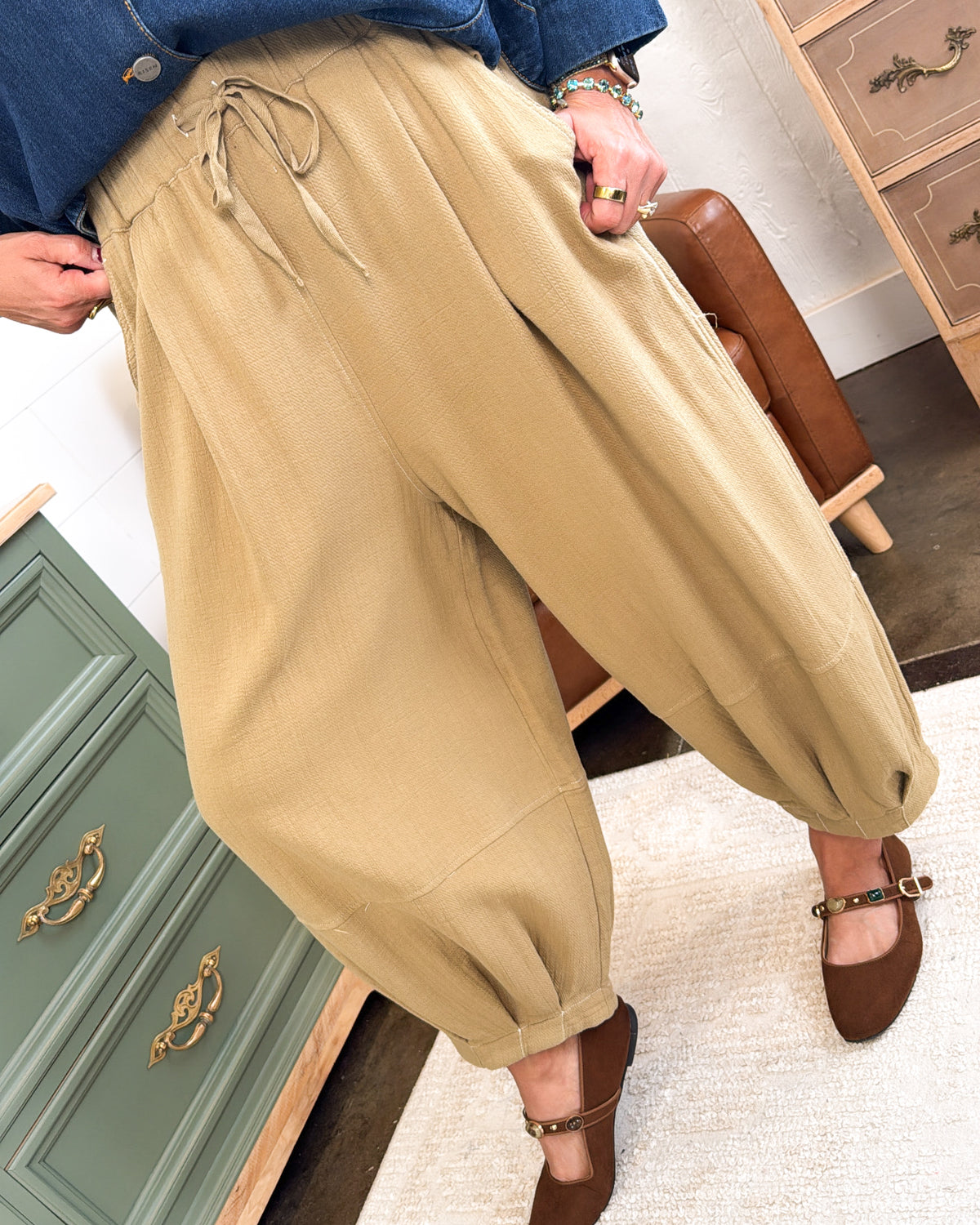 Live Freely Twill Crop Lantern Pants