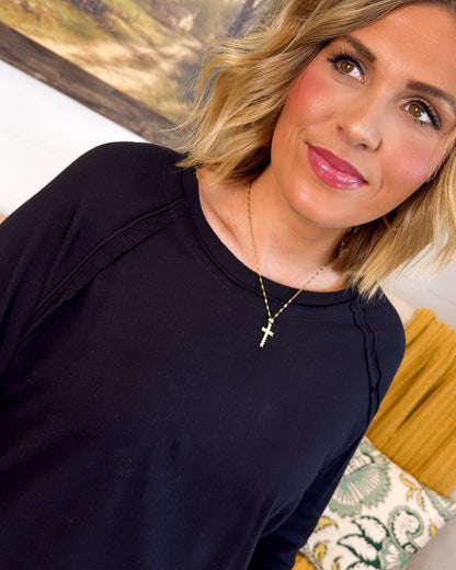 Casual Find Exposed Seam Thumbhole Top