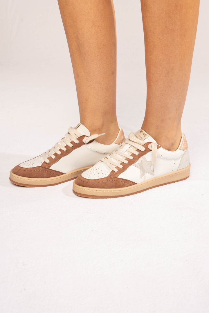 Avery Sneaker