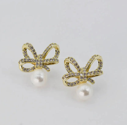 Treasure Jewels | Crystal Ribbon Pearl Earrings