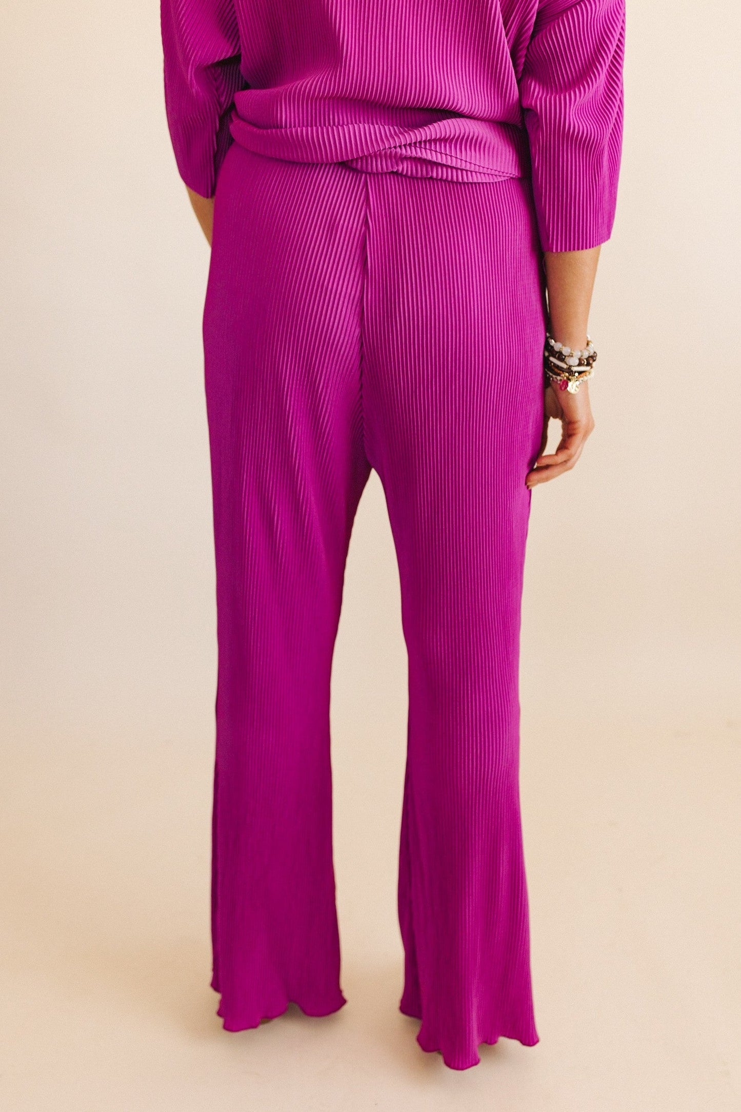 sku31560 | Ribbed Lettuce Hem Flare Pants *Final Sale*