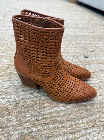 Artisole Woven Block Heel Boots