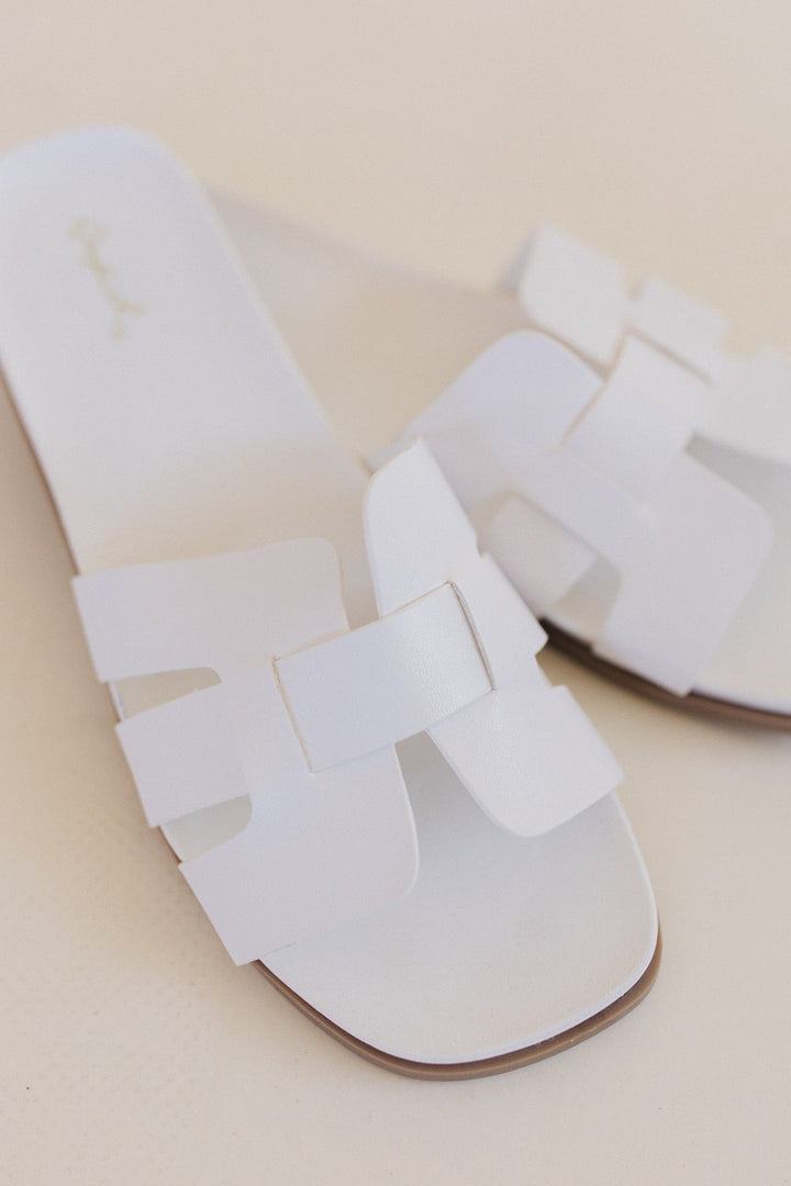 sku30290 | Laylow Interlock Strap Slide Sandal *Final Sale*