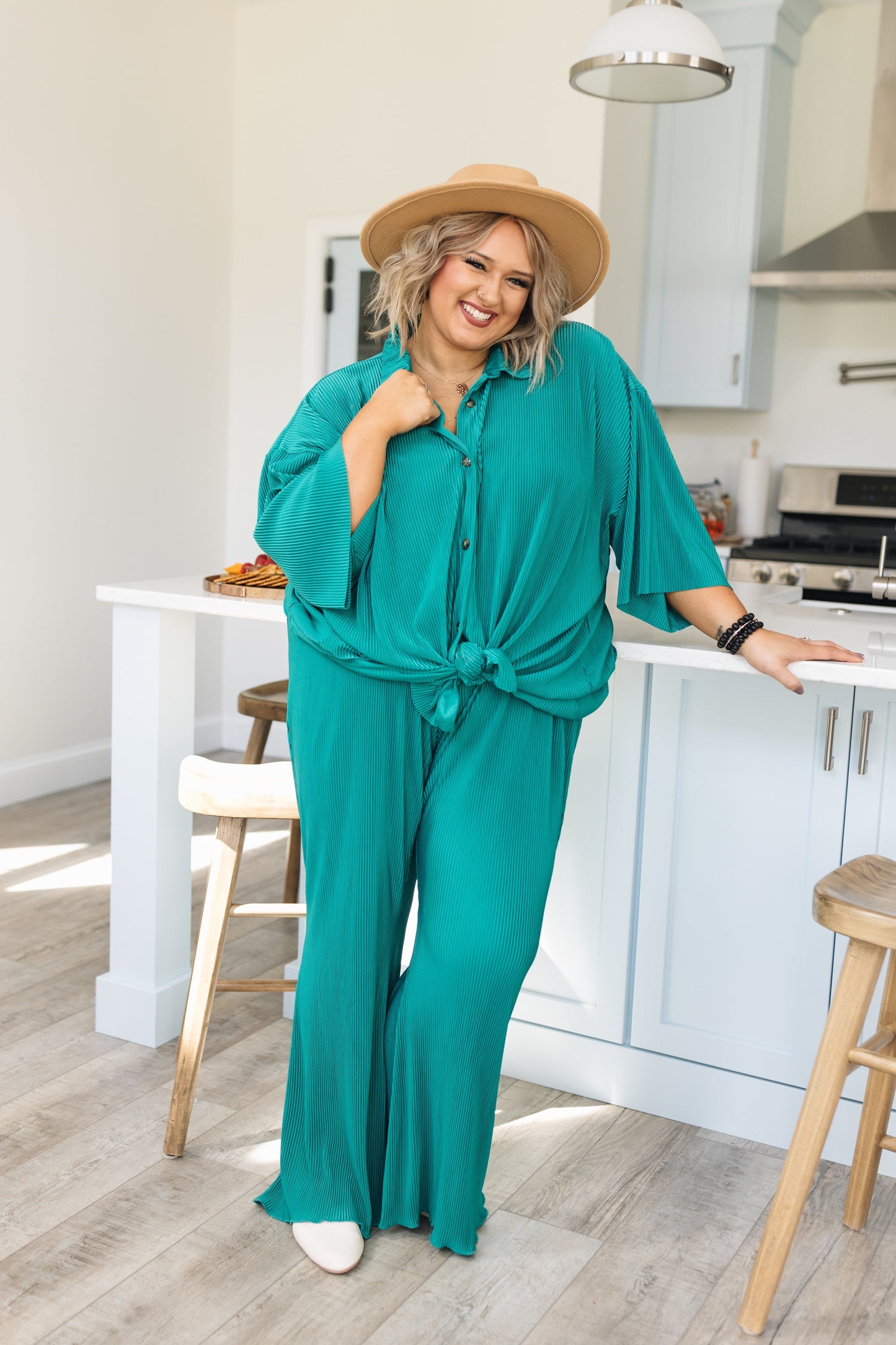 sku31560 | Ribbed Lettuce Hem Flare Pants *Final Sale*