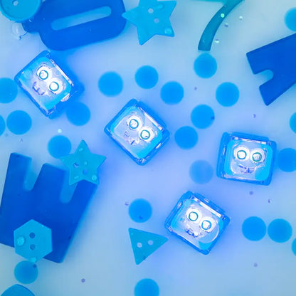 Glo Pals Light Up Water Cubes - 4 pk