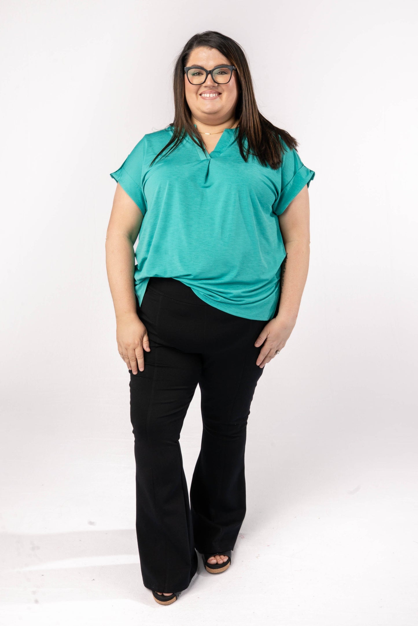 Liz Solid Short Tab Sleeve Top