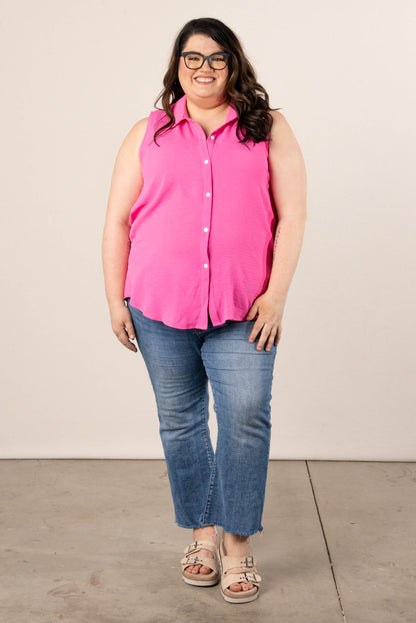 Crinkle Knit Sleeveless Shirt