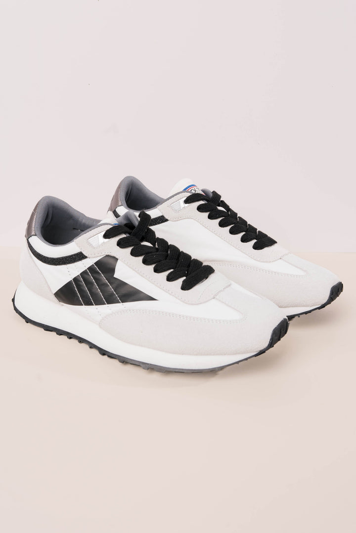 Back 70 Neon Leather Sneaker