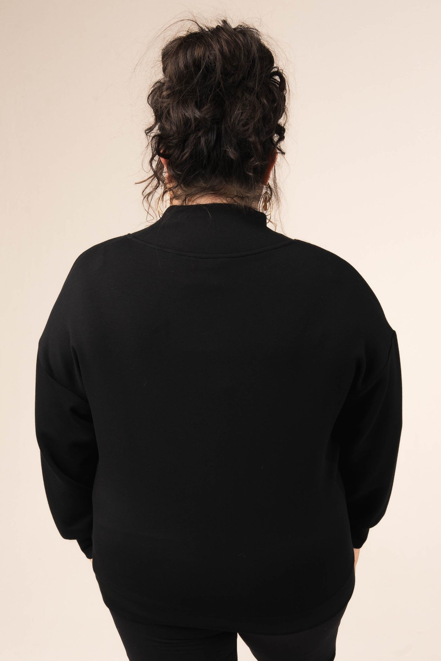 Open Neck Half Zip Scuba Pullover