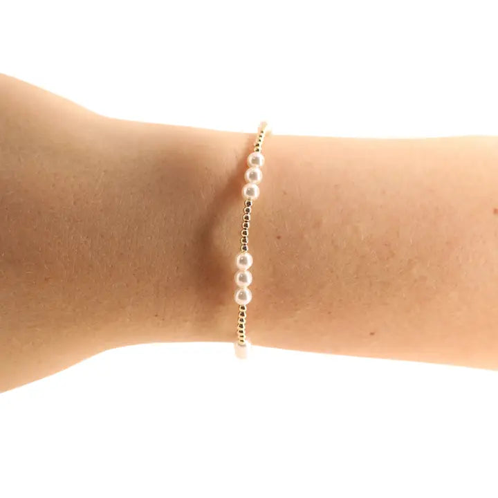 Beaded Blondes | ILY Pearl Bracelet in Gold